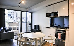 Mono Apartments On La Trobe Street